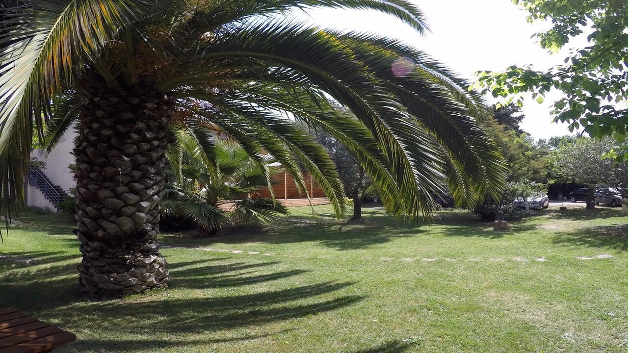 Résidence les Caraibes Sérignan Extérieur photo